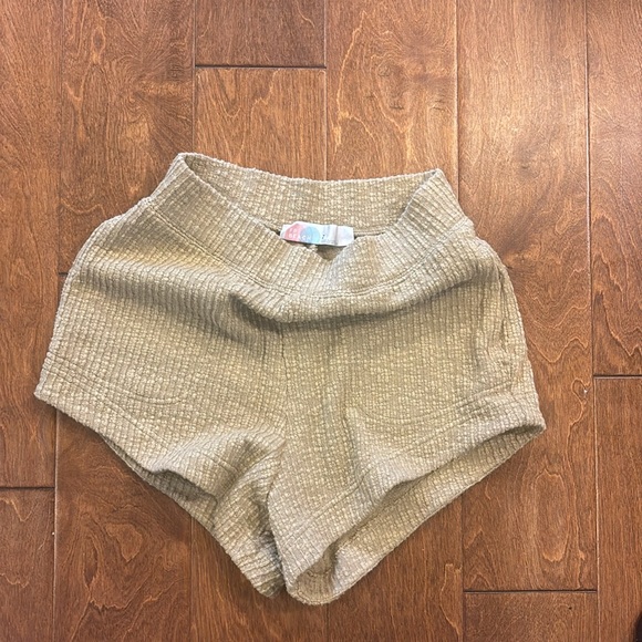 Free people shorts size small offers welcome !!!! - Picture 2 of 3
